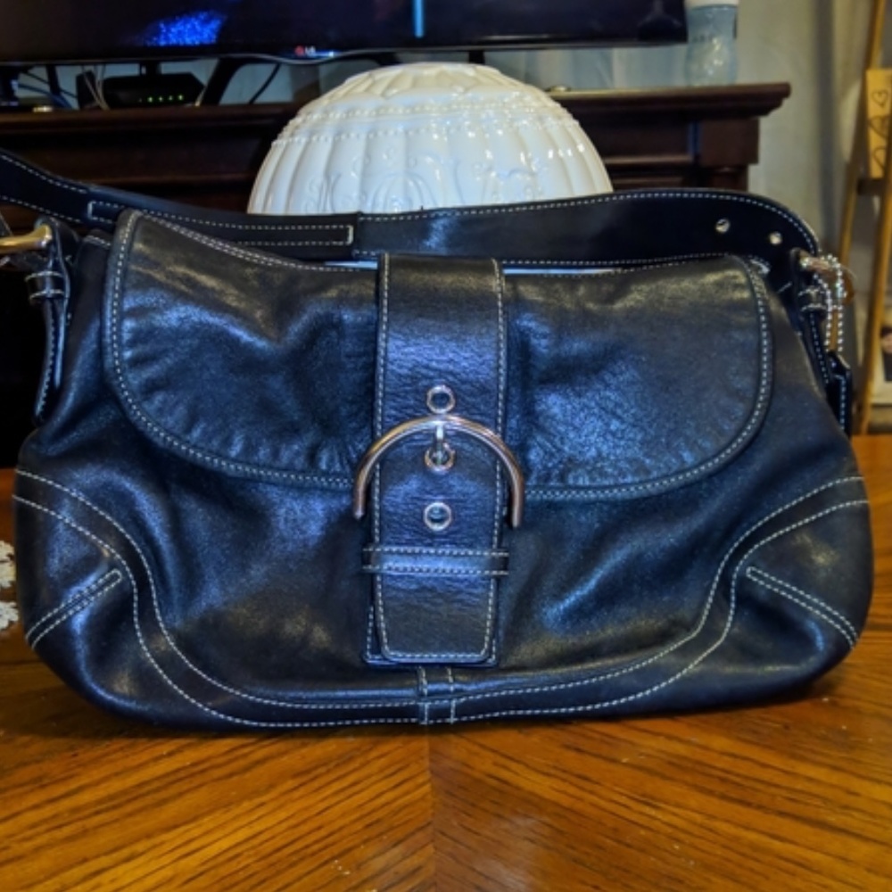 Coach 9248 Medium Soho Black Leather Hobo